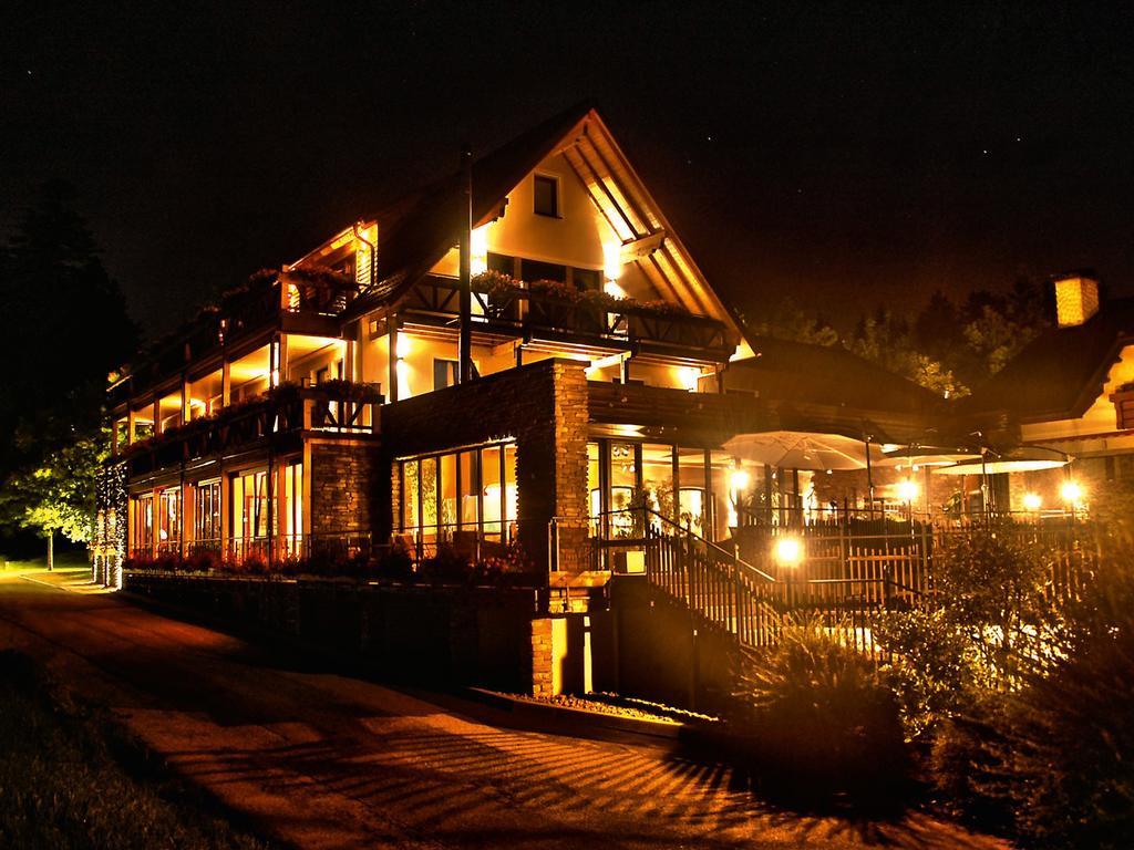 Hotel Gruener Wald Фройденштадт Екстер'єр фото